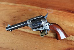 Guter gebrauchte Single Action Revolver Hege Uberti Modell Cattleman im Kal. .45 Colt