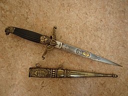 Ungarischer Dolch der Fallschirm-Levente aus der Pfeilkreuzler-Zeit (Ungarn)