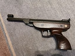 Luftpistole EM-GE Mod. 100 Kaliber 4,5mm/.177 F im Fünfeck