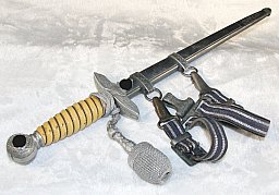 Luftwaffen Offiziersdolch mit Gehänge und Portepee