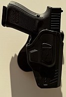 Glock 19 Gen 5 MOS ungeschossen mit Kydex Holster und Ersatmagazin