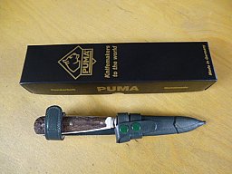 Puma Messer - Jagdnicker GNICKER - Nr. 11 3596 - Griffschalen aus Hirschhorn - Lederscheide - in OVP