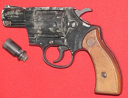 Umarex Reck Schreckschuss- Revolver, ein Cobra mit der PTB 216 in cal. 380 Knall