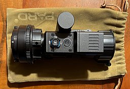 PARD Predator 640 LRF Wärmebild Vorsatzgerät, 45mm Linse.