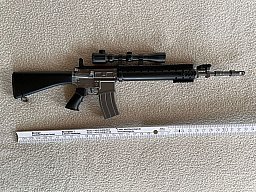 + + + Modellwaffe MK12 SPR Mod 0 Maßstab 1:3 34cm + + +