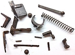 Konvolut Ersatzteile für P08 Griffstück (um 1916) Teile Freier Teilesatz