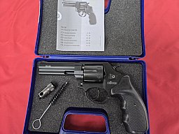 Fabrikneue RG 99, PTB 983 im Cal. 9mm RK