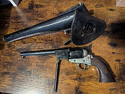 Colt 1851 Navy Deko-Revolver + US Leder-Flap-Holster "Old West" – Set aus Nachlass – frei ab 18