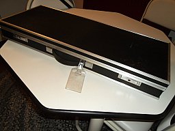 Waffenkoffer Gewehrkoffer, Aluminium mit Leder oder Kunstleder in schwarz, verschließbar aber ohne p