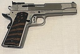 Smith & Wesson 1911 e-series .45 ACP