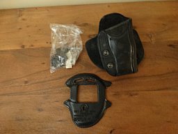 *** SAFARILAND *** CONCEALMENT HOLSTER *** RH *** P 30 / GLOCK / SIG SAUER / WALTHER ***