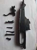 Konvolut an freien Abzugsteilen für Karabiner 1988