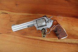 Schöner Revolver Smith&Wesson S&W Modell 686-4 Target Champion im Kal. .357Mag