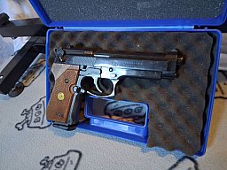 SSW Reck Miami 92 F - 9mm - Holizgriffschalen.