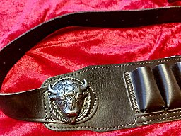 Patronengürtel aus massivem Leder