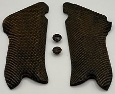 Original P08 Luger Griffschalen 2. Weltkrieg / Stempel "17" & "B" + Schrauben - WKII/WK2 -SELTEN
