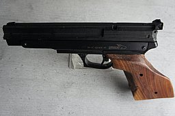 Gamo Match Luftpistole Kal. 4,5 mm – F-Zeichen