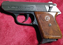 Röhm RG 9 Schreckschusspistole. Kaliber 8 mm P.A.K. PTB 413