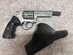 ME 38 Magnum | 9mm R. Knall | PTB 706 | Wasserfund – Voll funktionsfähig! | Holster & Becher
