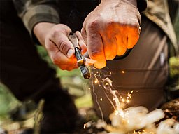 BÖKER NATURENSÖHNE FEUERSTARTER 100g | Walnussholzgriff #BG011943 Magnesium ca. 3000° Outdoor Feuer
