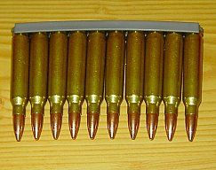 10 Stück.223 Remington / 5,56X45 Dekos auf Ladestreifen Vollmantel und Messinghülse
