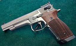 Smith & Wesson Target Champion in 9mm