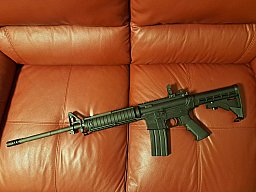 Colt M4 Carbine Luftgewehr 4,5 mm Umarex AR-15 AR15 mit Tragegriff LLM Dummy Dekomunition M16 M4A1