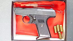 Ältere Schreckschuss Pistole von RECK Mod. G5 Kal. 9 mm PA, PTB Nr. 598 im Karton