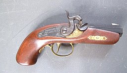 Älterer Nachbau Derringer PHILADELPHIA Perkussions Pistole Hersteller DIKAR Kal.45