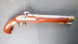 Älterer Nachbau einer Hochwertigen längeren Perkussions Pistole Hersteller MS? Kal. 45