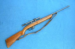 SCHÖNE SELBSTLADEBÜCHSE WINCHESTER MOD. 77 .22LR MIT ZF