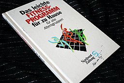 Das leichte FITNESSPROGRAMM für zu Hause - Für alle Alersgruppen
