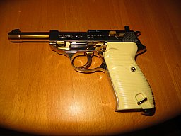 UMAREX WALTHER P38 CO2 "LIMITED-GOLD-EDITION"