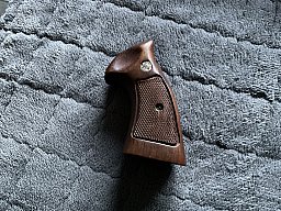 S&W Griffschalen Paar Holz Original unbenutzt