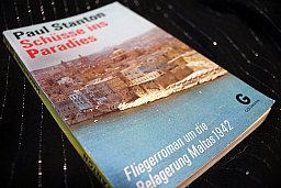 Schüsse ins Paradies - Fliegerroman um die Belagerung Maltas 1942 Paul Stanton