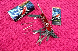 Originalverpacktes, neuwertiges Victorinox CYBER TOOL