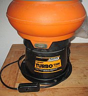 Lyman Munitionspatronen-Hülsenreiniger Turbo 2200 mit Auto-Flo 230 Volt