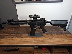 Nuprol Delta Pioneer M4 S-AEG Custom MK 110 plus acog Nachbau