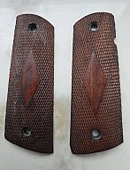 Holzgriffschalen für 1911er und baugleiche Pistolen bzw. Griffstücke