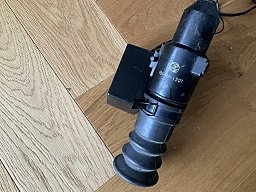 Optisches Gerät mit Strichplatte Dachbodenfund