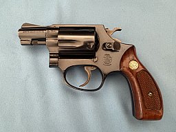 Revolver Smith & Wesson Mod. 36 Chiefs Special - .38 Spezial - Stubsnase - EXLT