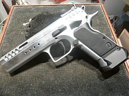Pistole Tanfoglio T97L Limitid HC Costom 5" Bull Barrel -40S&W