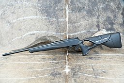 Blaser R8 Ultimate Black Edition Leder/Schwarz Argali-Stick WAFFEN FLÜHR ANSBACH