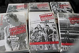 6 WKII VHS Doku-CASSETTEN Adolf Hitler - Eine Bilanz…