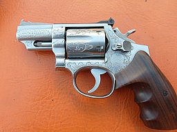 Revolver S& W Mod. 66-1, Vollgravur