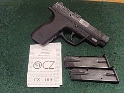 CZ 100 Pistole mit 2 Magazinen 9x19mm