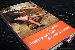 Wenn der Arbeitsgesellschaft die Arbeit ausgeht - Johano Strasser