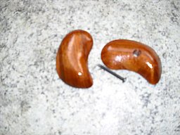 Derringer Noris Twinny und Twi-Nine,Holzgriff-Schalen.
