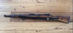 gebrauchte Repetierbüchse K 98 Hersteller Mauser S/42 1937, viele Stempel