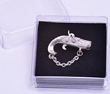 Anstecker Handböller mit Kette